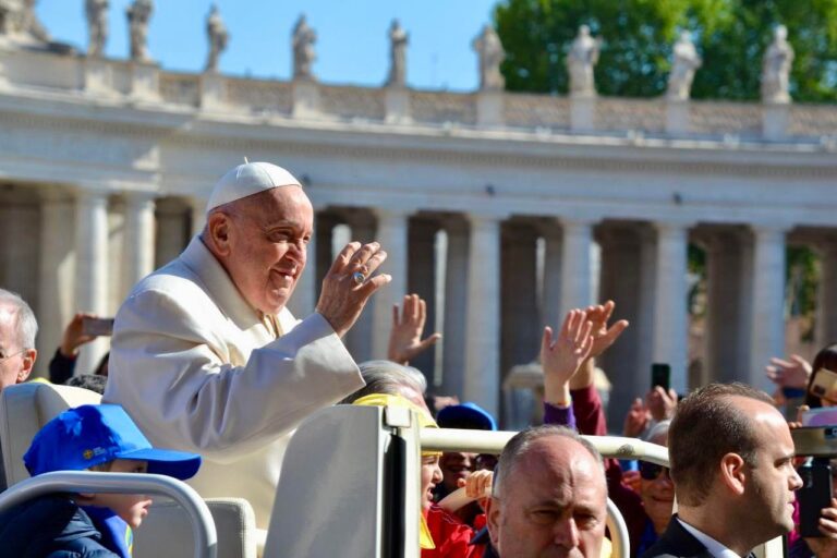 papa-francesco-marco-falcone